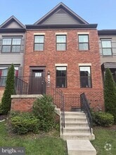 Building Photo - 189 Green Poplar Loop