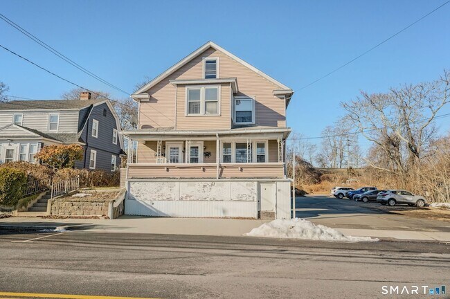 Foto del edificio - 113 Pequot Ave