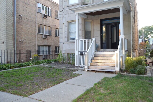 Foto del edificio - 6320 N Paulina St