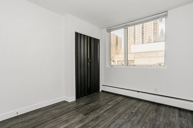 Interior Photo - Beacon Place