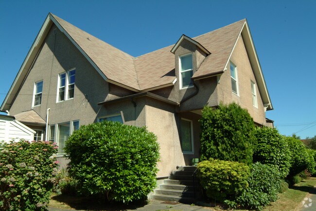 Building Photo - 1106 Pine St