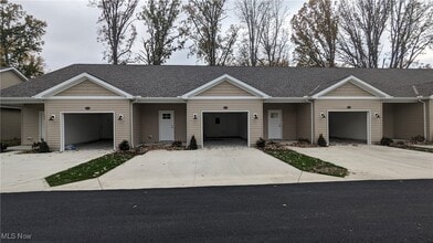 Building Photo - 640 Treadway Blvd