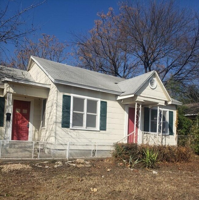 Foto del edificio - 4722 Depew Ave