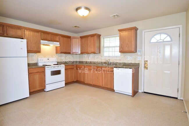 Building Photo - 6013 S Madison Pl