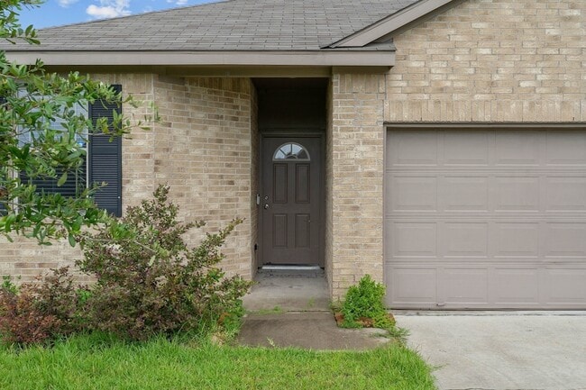 Building Photo - 11053 Patriot Ct