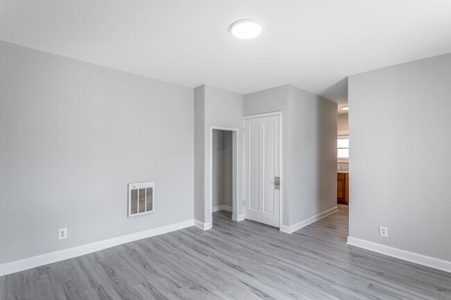 Foto del edificio - 1603 E 14th St