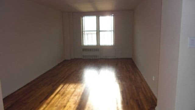 Primary Photo - 44-15 Colden St