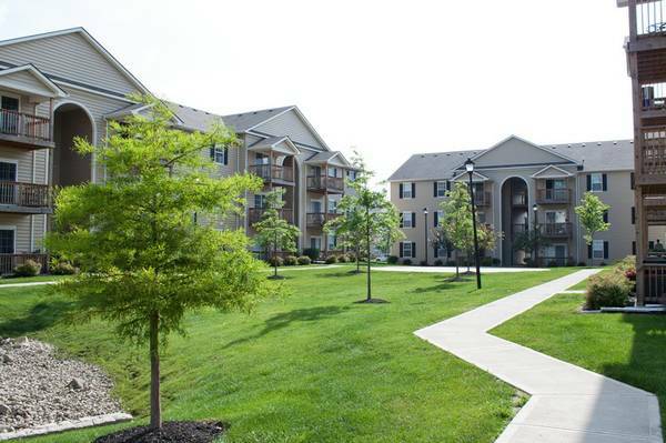Foto principal - 8960 Mercury St