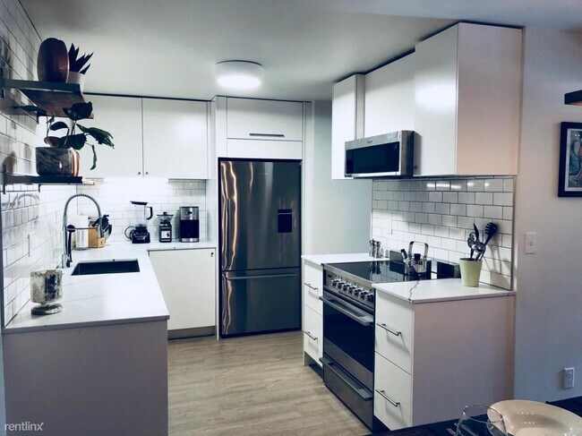Foto del edificio - 1 br, 2 bath Condo - 514 NE 85th St