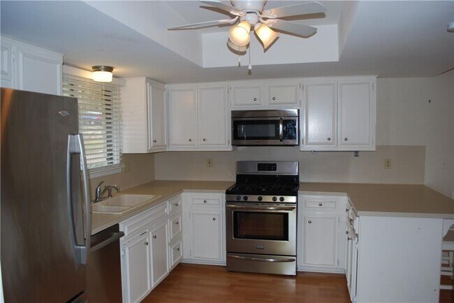 Building Photo - 3509 Pinnacle Rd