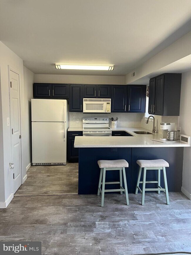 Foto del edificio - 4310 Eastview Ln