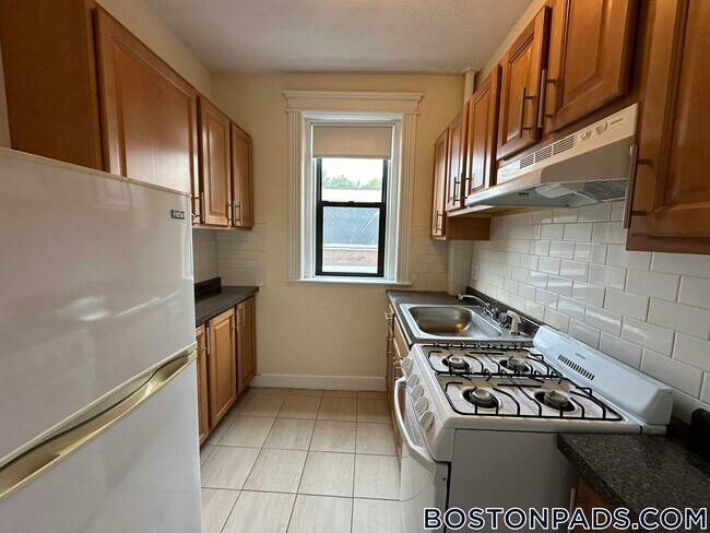 Foto del edificio - 1152 Commonwealth Ave