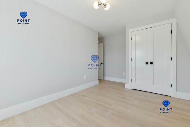 Foto del edificio - 226-228 Princeton St. Unit 4