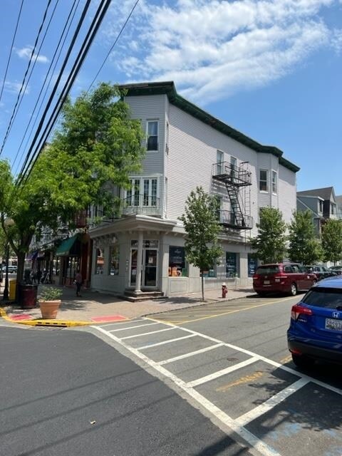 Primary Photo - 4700 Park Ave