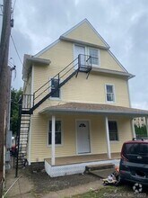 Building Photo - 5 Frederick Ct