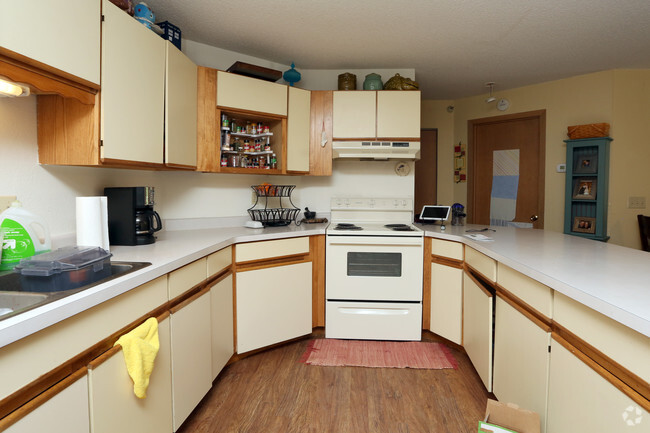 Interior Photo - Linnet Circle Apartments