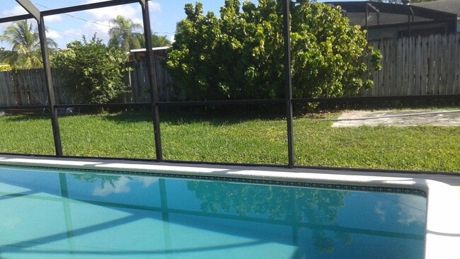 Photo - 20341 SW 117th Ave House