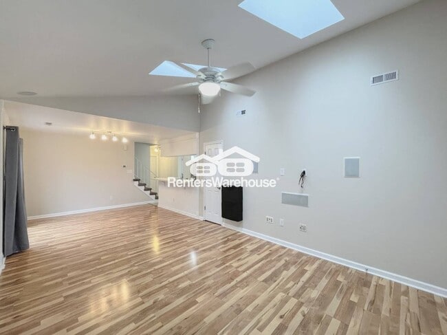 Building Photo - 400 Cobblewood Arch