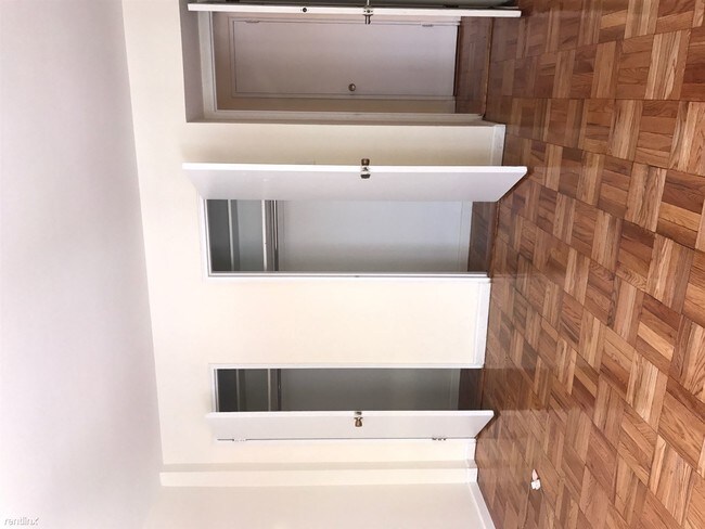 Foto del edificio - 45 S Broadway