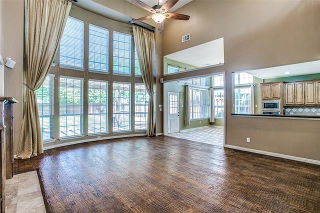 Foto del edificio - 1318 Haddington Ln