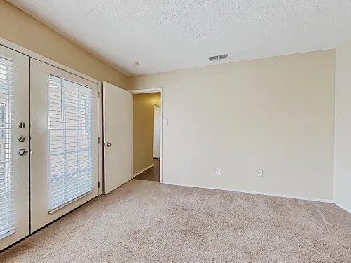 Foto del edificio - 503 Thorn Wood Dr