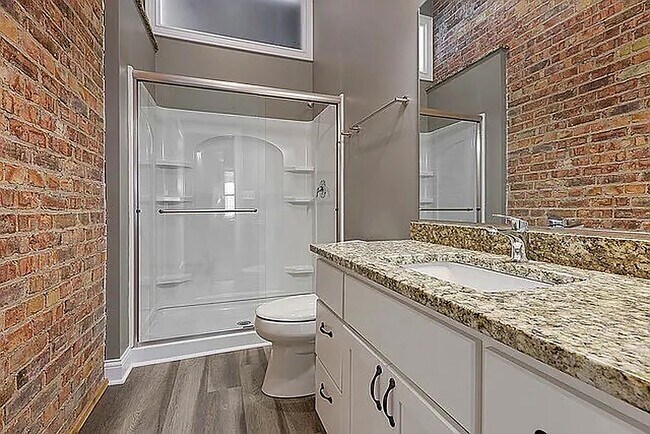 Foto del edificio - 1026 S State St