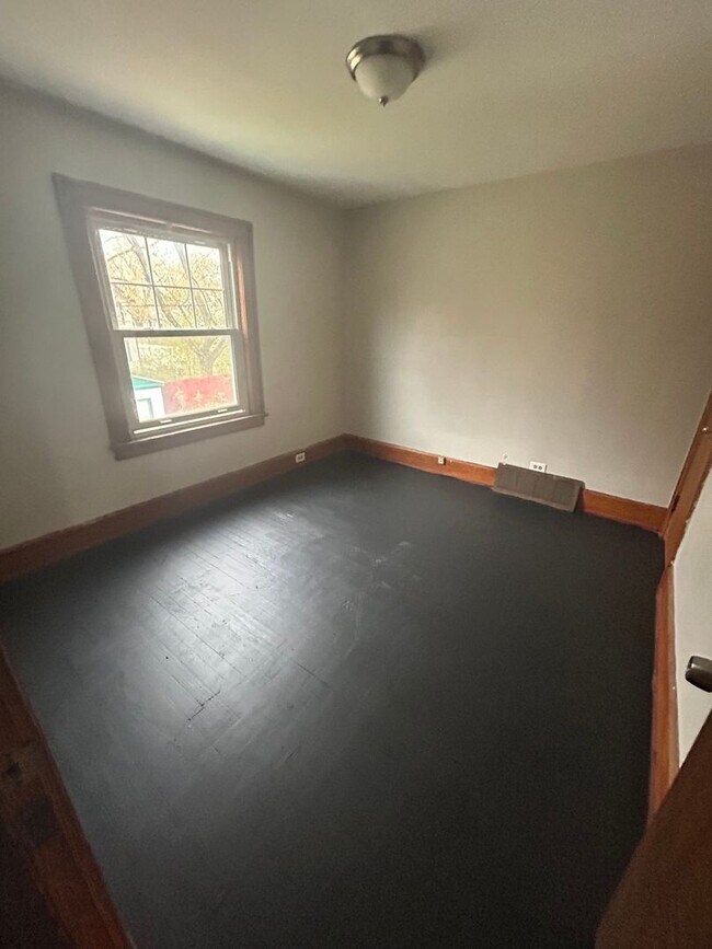 Foto del edificio - SECTION 8 & EDEN Accepted!!! Cleveland Cha...