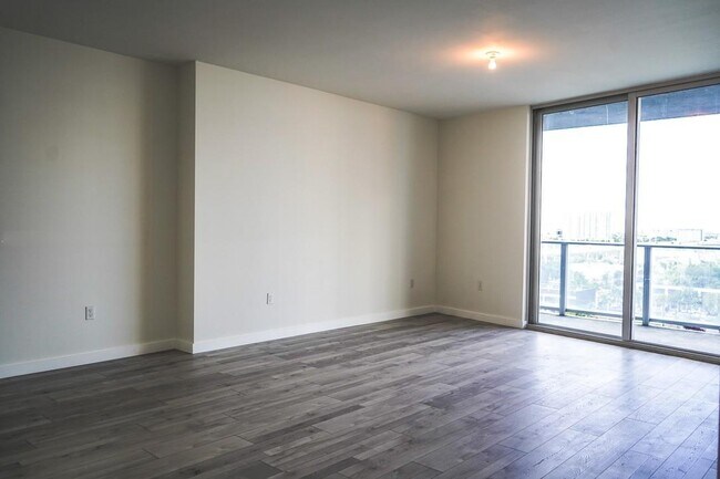 Foto del edificio - 1010 SW 2nd Ave