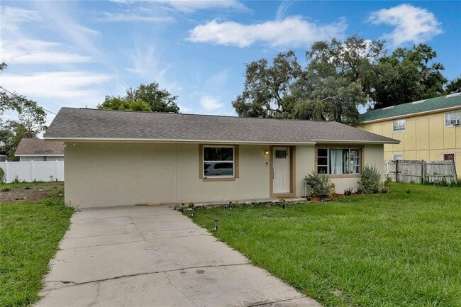 Foto del edificio - 4130 Lake Saunders Dr