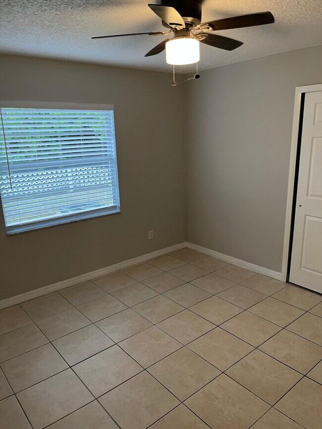 Foto del edificio - 625 Wildwood Way