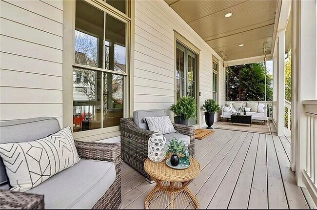 Foto del edificio - 7345 Samples Field Rd