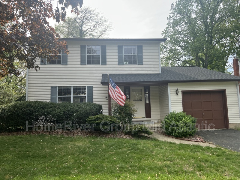 Building Photo - 926 Marine Dr