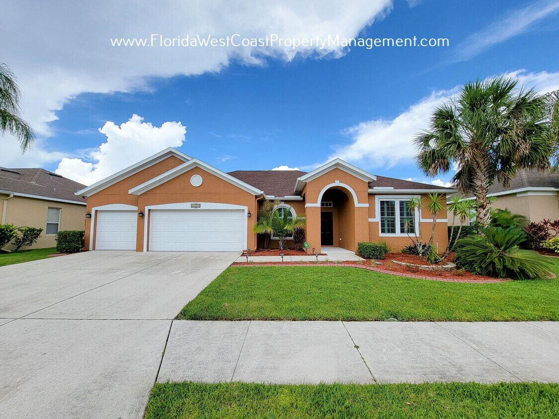 LARGE PARRISH POOL HOME! FENCED YARD! PET FRIENDLY! AVAILABLE FOR JUNE! LONG TERM LEASE! - LARGE PARRISH POOL HOME! FENCED YARD! PET FRIENDLY! AVAILABLE FOR JUNE! LONG TERM LEASE!