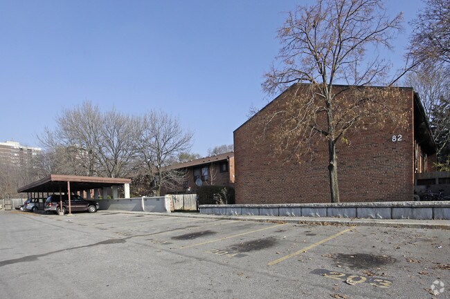 Building Photo - Cassandra Townhomes
