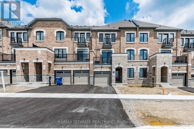 Building Photo - 39 Sapwood Cres