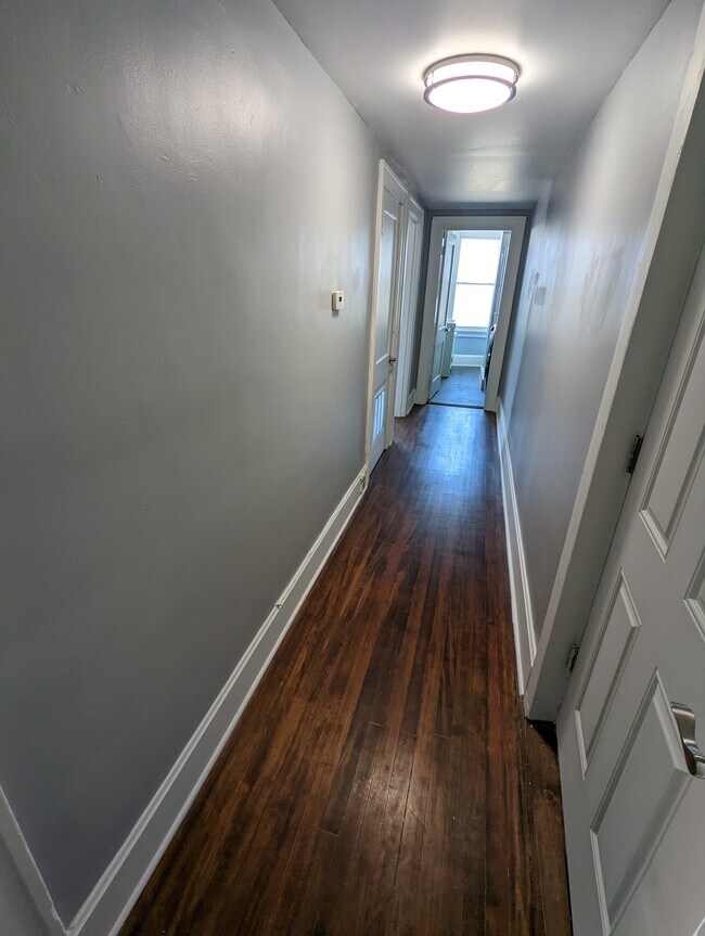 Foto del edificio - 5368 Carthage Ave