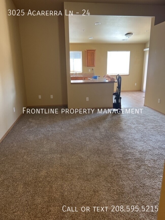 Building Photo - 3025 W Acarrera Ln