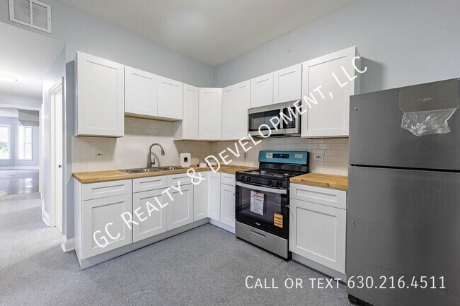 Foto del edificio - 6433 S Vernon Ave