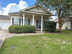 Building Photo - 33171 Stables Dr