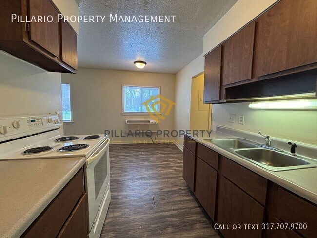 Foto del edificio - 3130 E Bradbury Ave