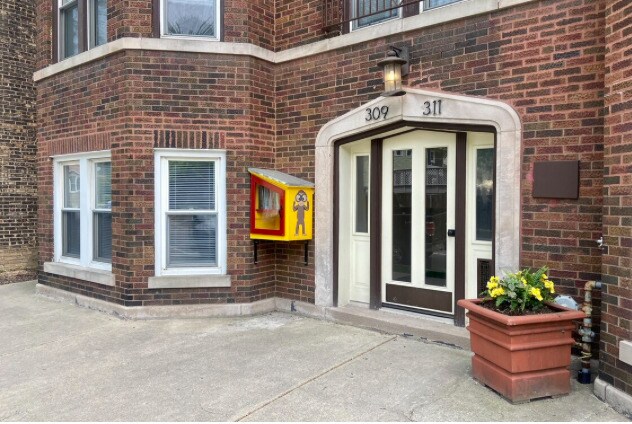 Building Photo - 309 W Harrison St