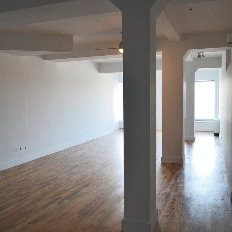 Primary Photo - 95 Horatio St