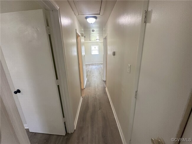 Foto del edificio - 2236 Merle St