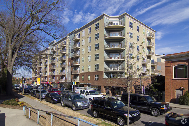 222 Glenwood Apartments - Raleigh, NC | Apartments.com