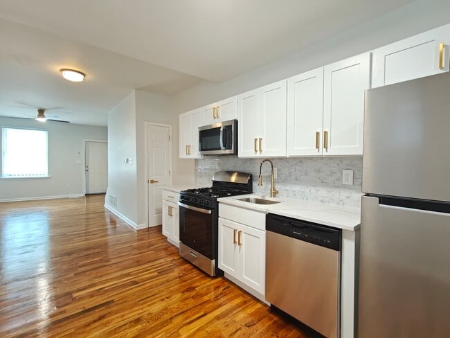Photo - 273 S Cecil St Townhome