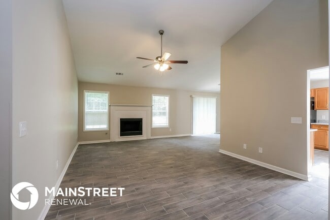 Building Photo - 65 Burdell Dr