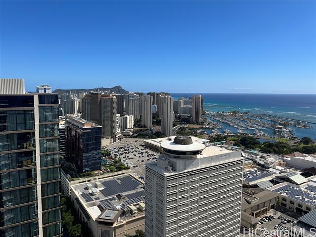 Building Photo - 1388 Kapiolani Blvd