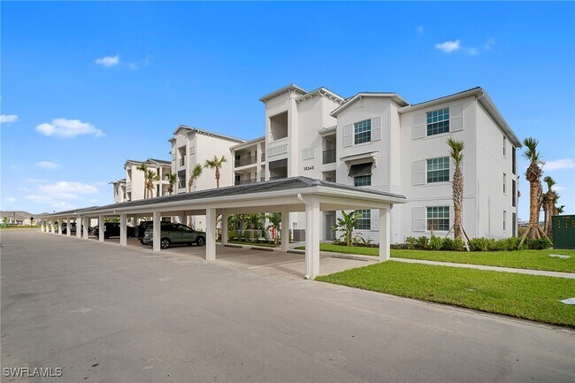 Foto del edificio - 15345 Grn Acrs Ave