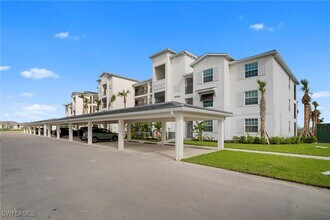 Building Photo - 15345 Grn Acrs Ave