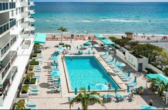 Building Photo - 3725 S Ocean Dr